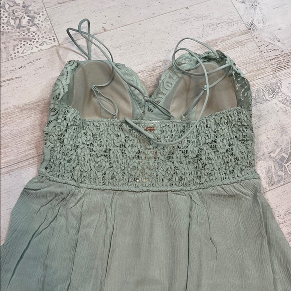 PINK Victoria's Secret Wintergreen Crochet Dress Size Large - Picture 10 of 10